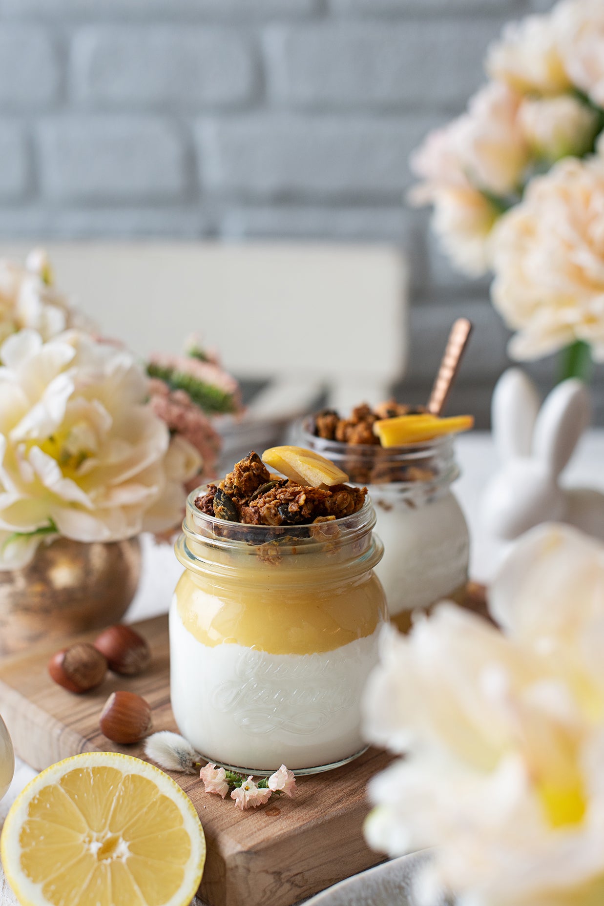 Glas mit Karottenkuchen Granola